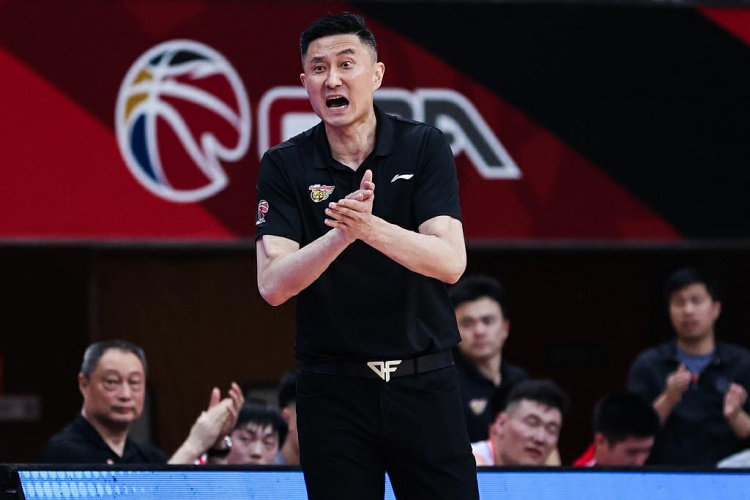 广东vs辽宁杜锋赛后采访,杜锋杨鸣广东对辽宁