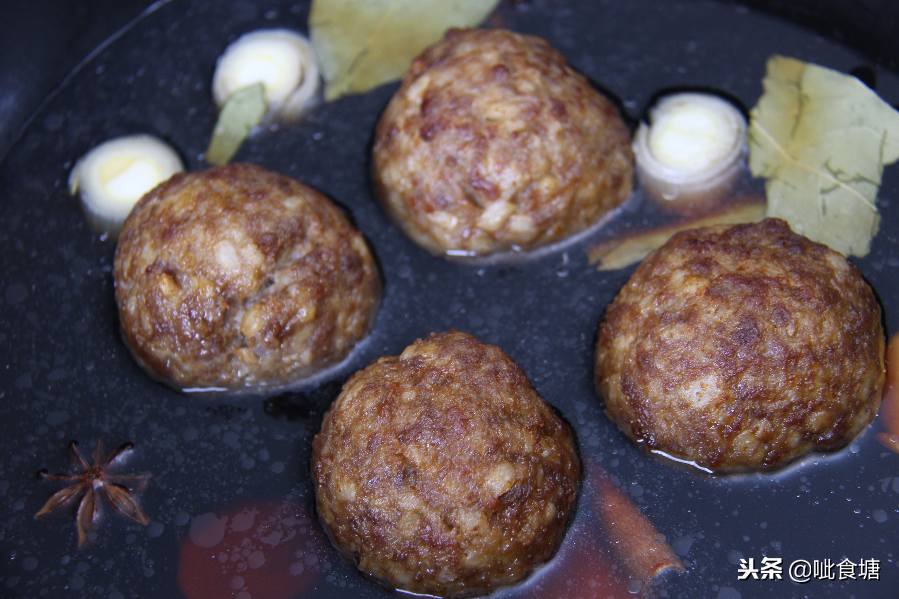 正宗红烧狮子头四喜丸子开袋即食,四喜丸子和红烧狮子头不一样