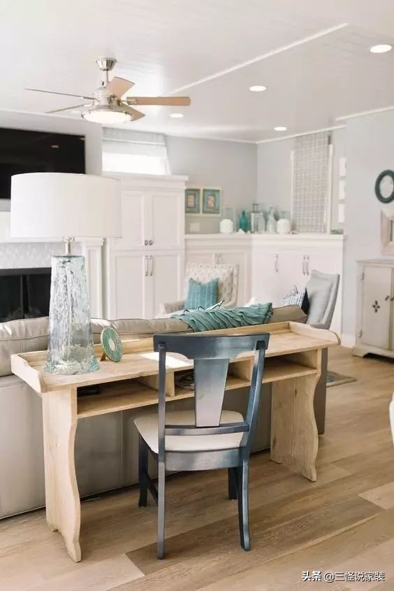 电视背景墙与沙发墙不对称效果图,现在装修沙发背景墙流行什么风格