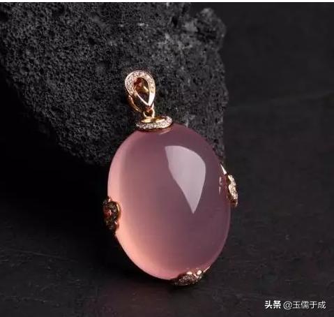 图解石英岩玉与翡翠的区别,石英岩玉和碳酸盐质玉哪个值钱