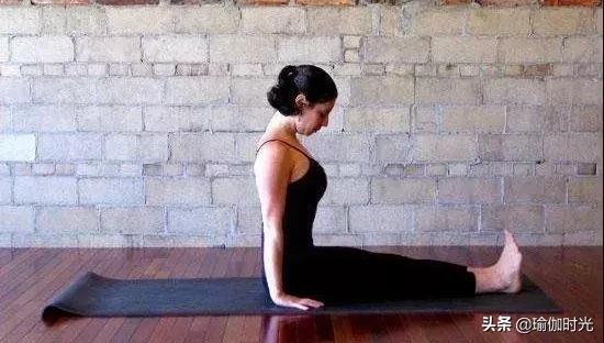 瑜伽经典3个动作瘦身,瑜伽28个经典动作跟练