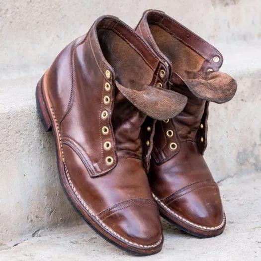 皮鞋松了有什么办法解决,皮鞋一只松一只紧是怎么回事