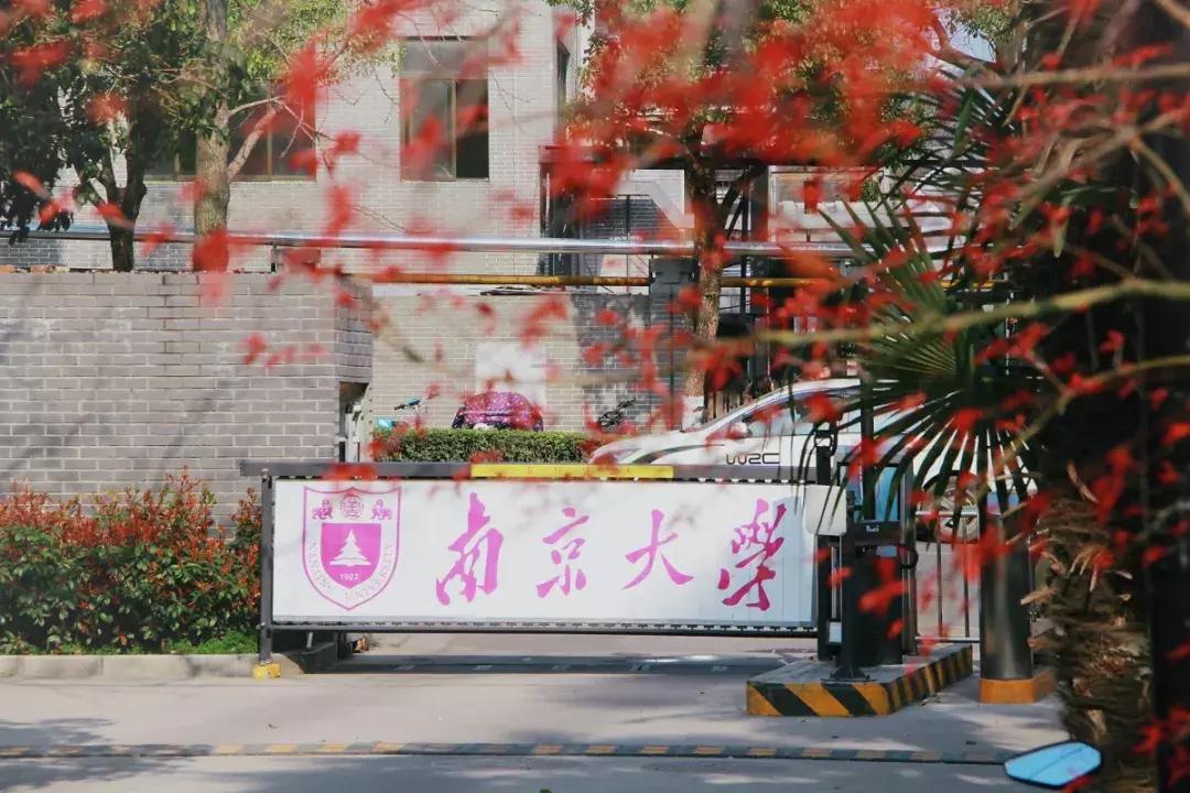 每一座城市都有一个鼓楼,每一个古城都会有鼓楼