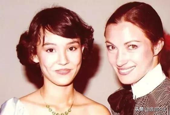 55岁再嫁豪门，命硬克夫、厉害难惹，什么样的女人活成了传奇