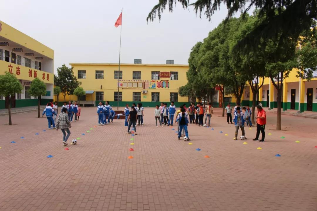 邓州市花洲实验小学少先队,邓州市北京路小学六一儿童节