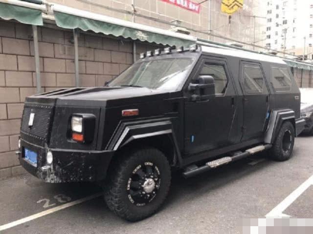 上海乔治巴顿街拍,上海街头乔治巴顿