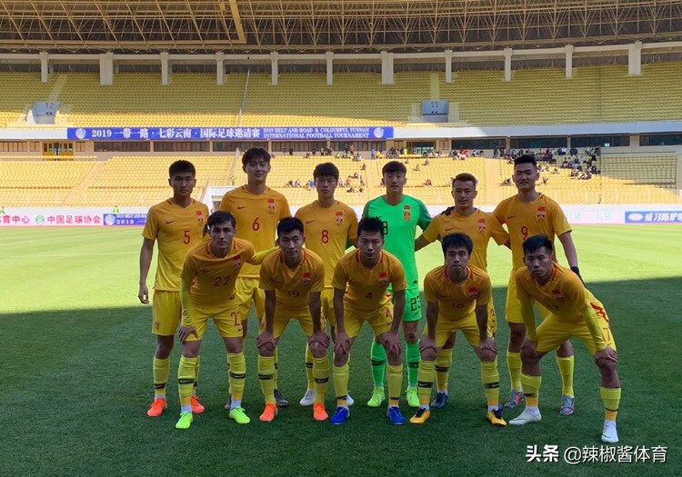 一方官宣贝尼特斯出任主帅,大连一方引进7个国脚