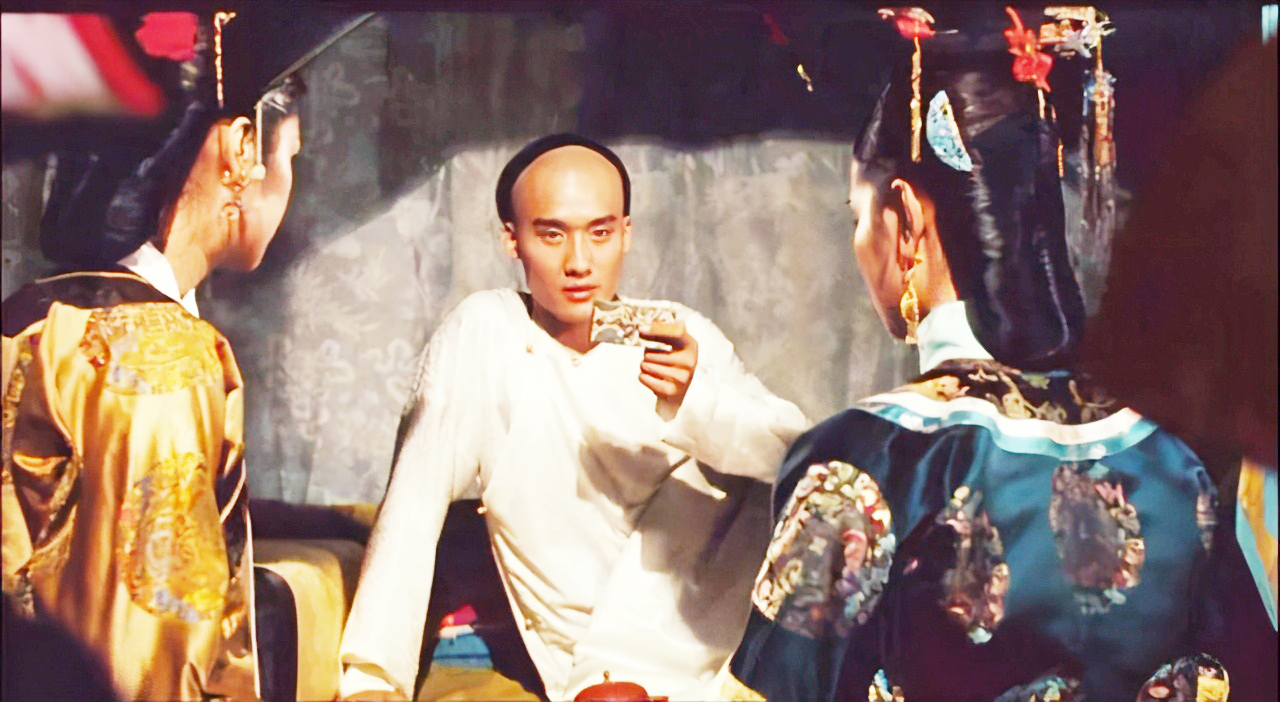 影帝梁家辉沦落摆地摊,梁家辉追虎擒龙摆地摊