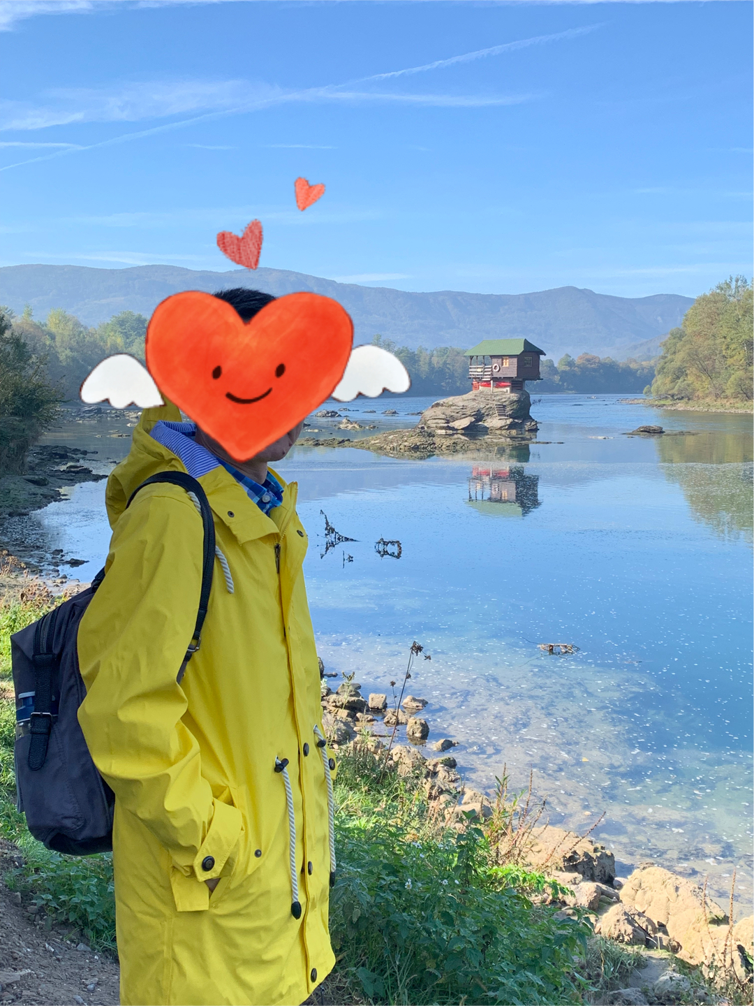 足球少年的小木屋很酷、“圣诞小镇”的秋天很美