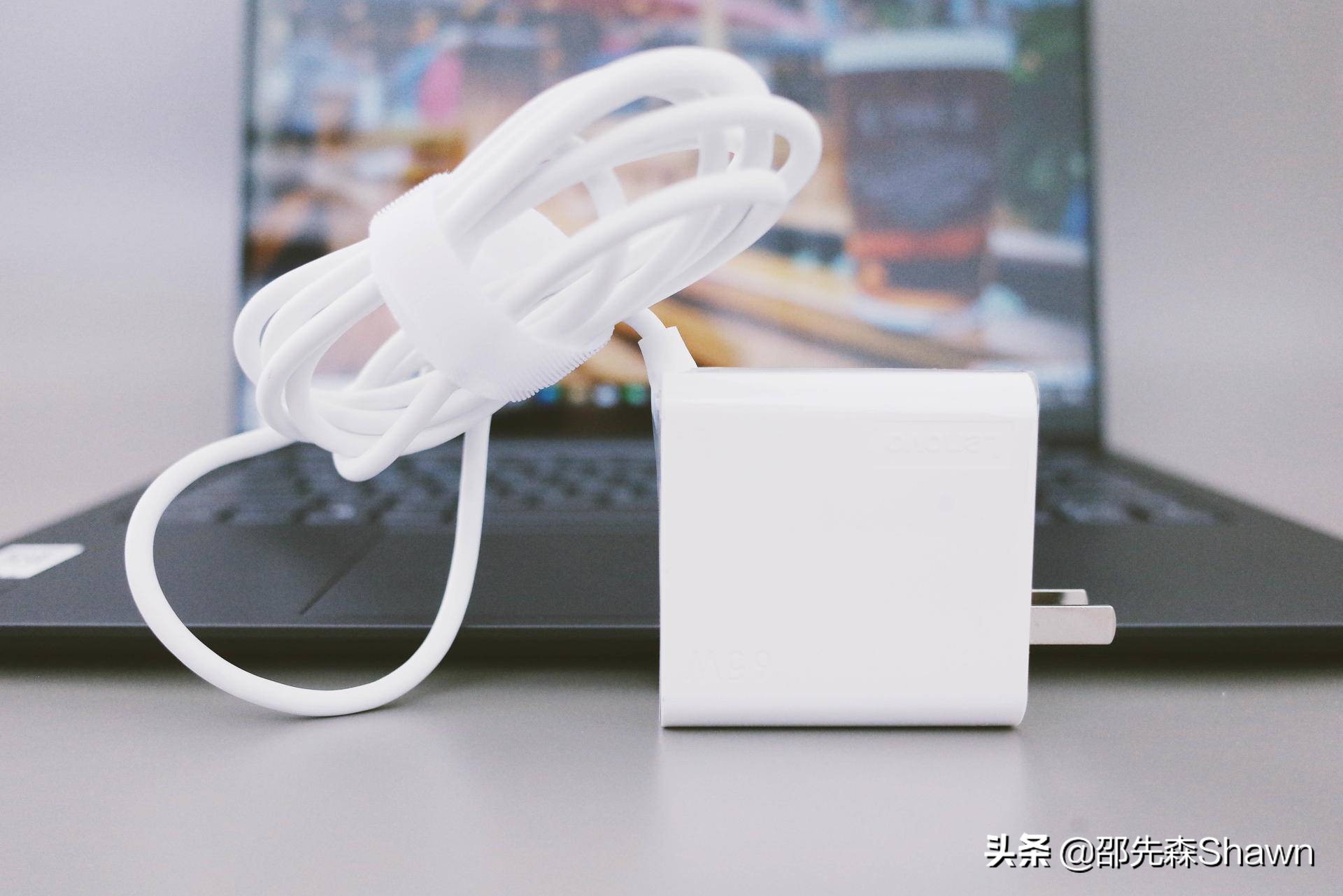 摩米士充电器35w给苹果充电好么,摩米士氮化镓65w充电器测评