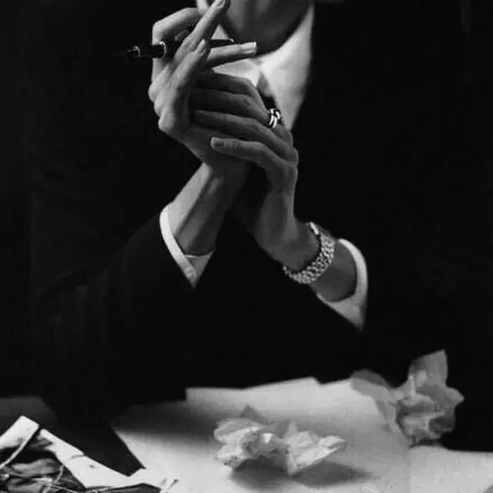 黑白灰微信头像,黑白灰头像含义