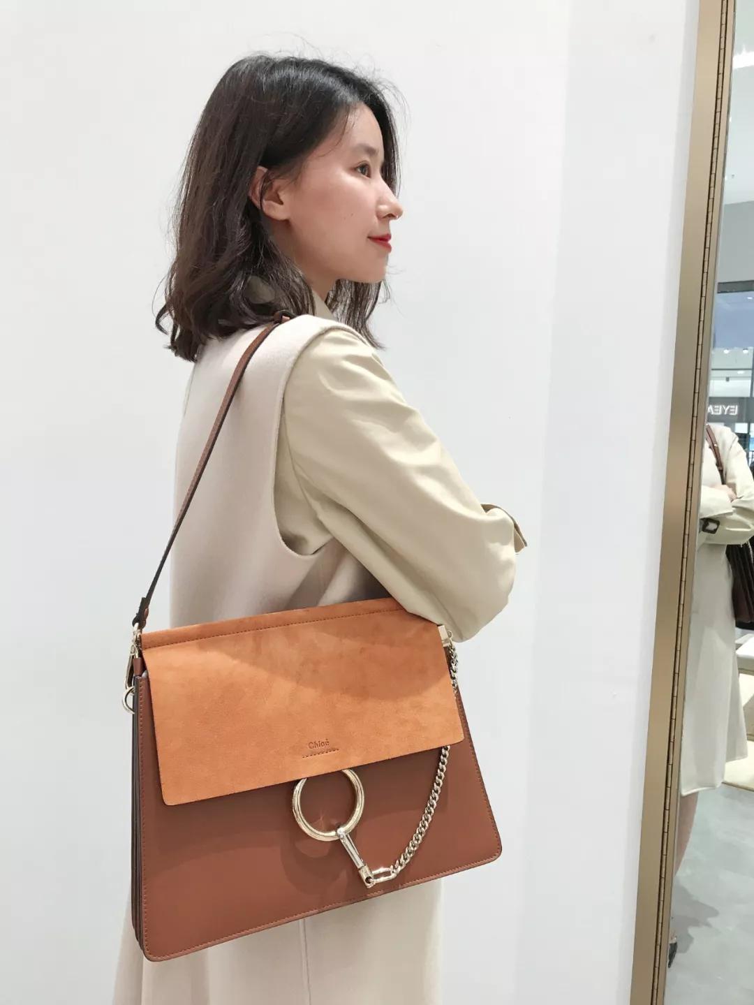 娜扎穿衣搭包包,30多个包包