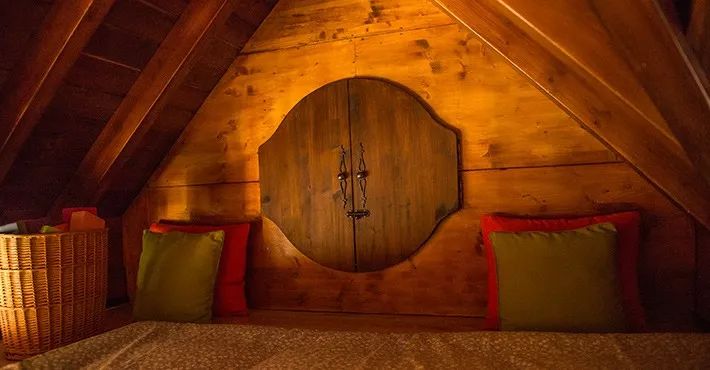 真正的森林树屋,这些树屋满足你对森林的所有幻想