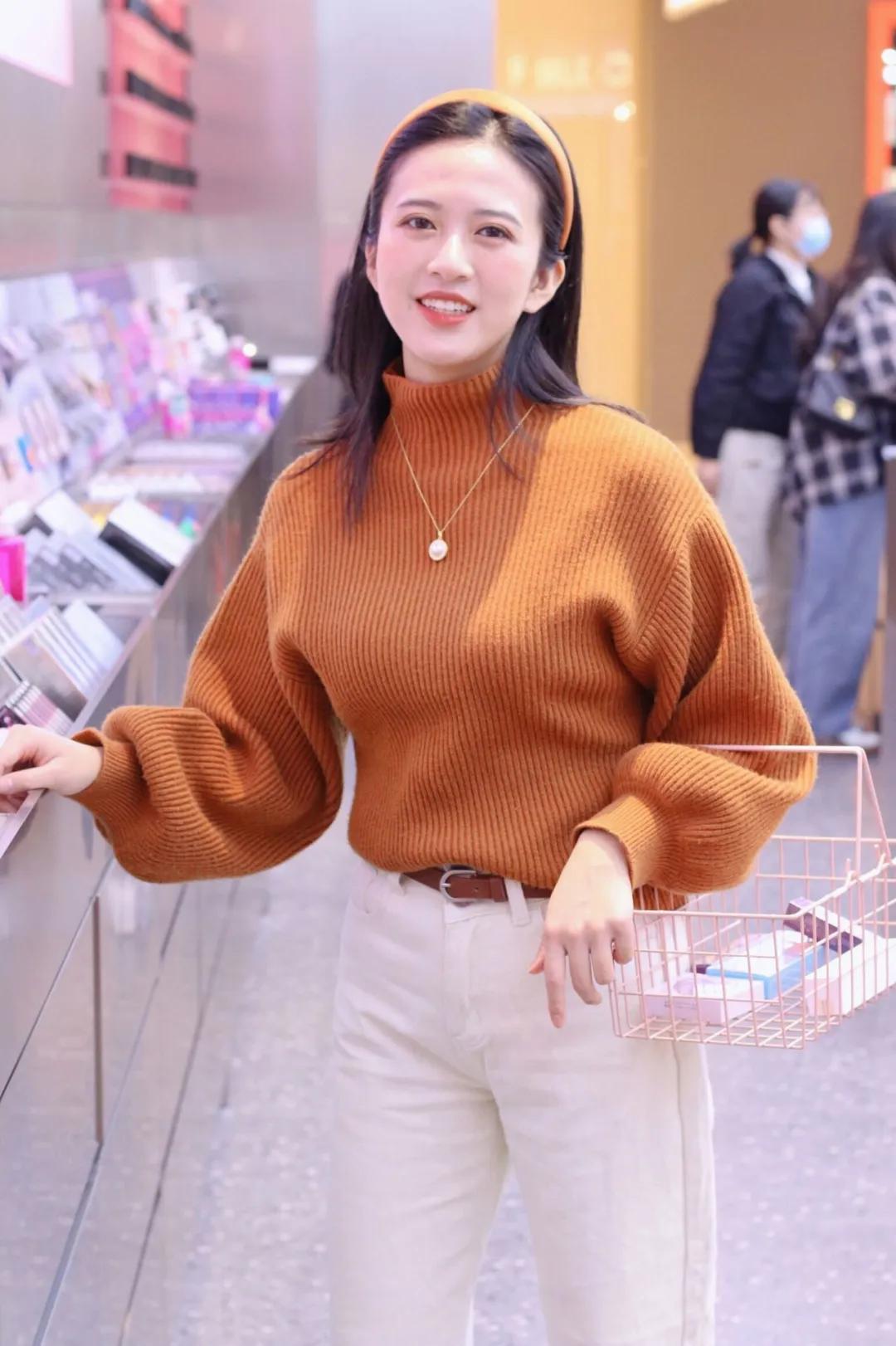 南京彩妆集合店wowcolour,有没有和wowcolour差不多的彩妆店