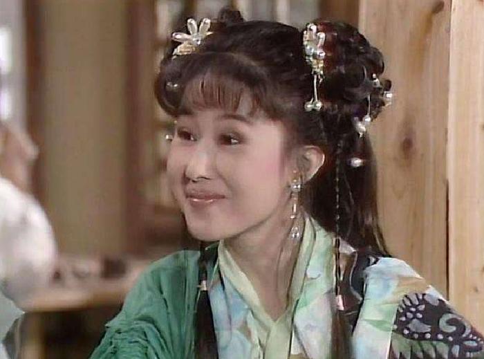 新白娘子传奇：剧中贵为状元夫人的碧莲，现实里被骗财骗色