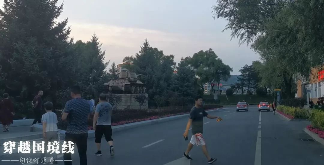 长白山是不是又叫白山了,长白山和白山是一个地方吗