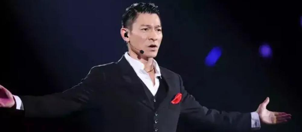 携手十多年恩爱夫妻集锦,恩爱多年明星夫妻