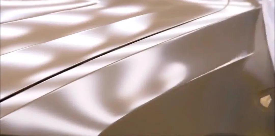 喷塑表面缩孔原因,热喷涂封孔有气泡