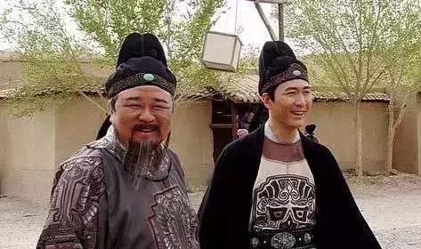 盘点令人尴尬无语的影视剧情,电影中那些最奇葩的剧情