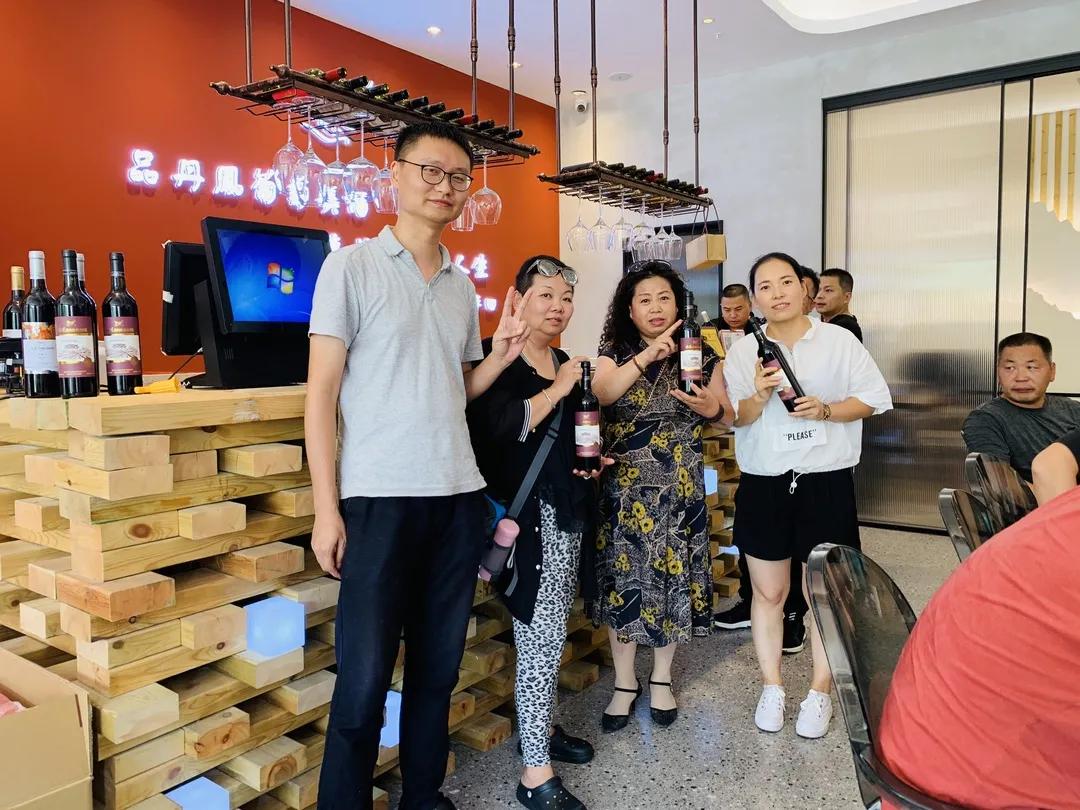 陕西丹凤葡萄酒厂西安总经销,渭南丹凤葡萄酒厂新闻报道