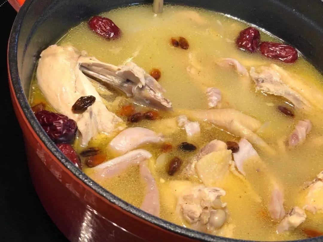 广东猪肚煲鸡汤的做法,广东猪肚煲鸡汤的正确方法