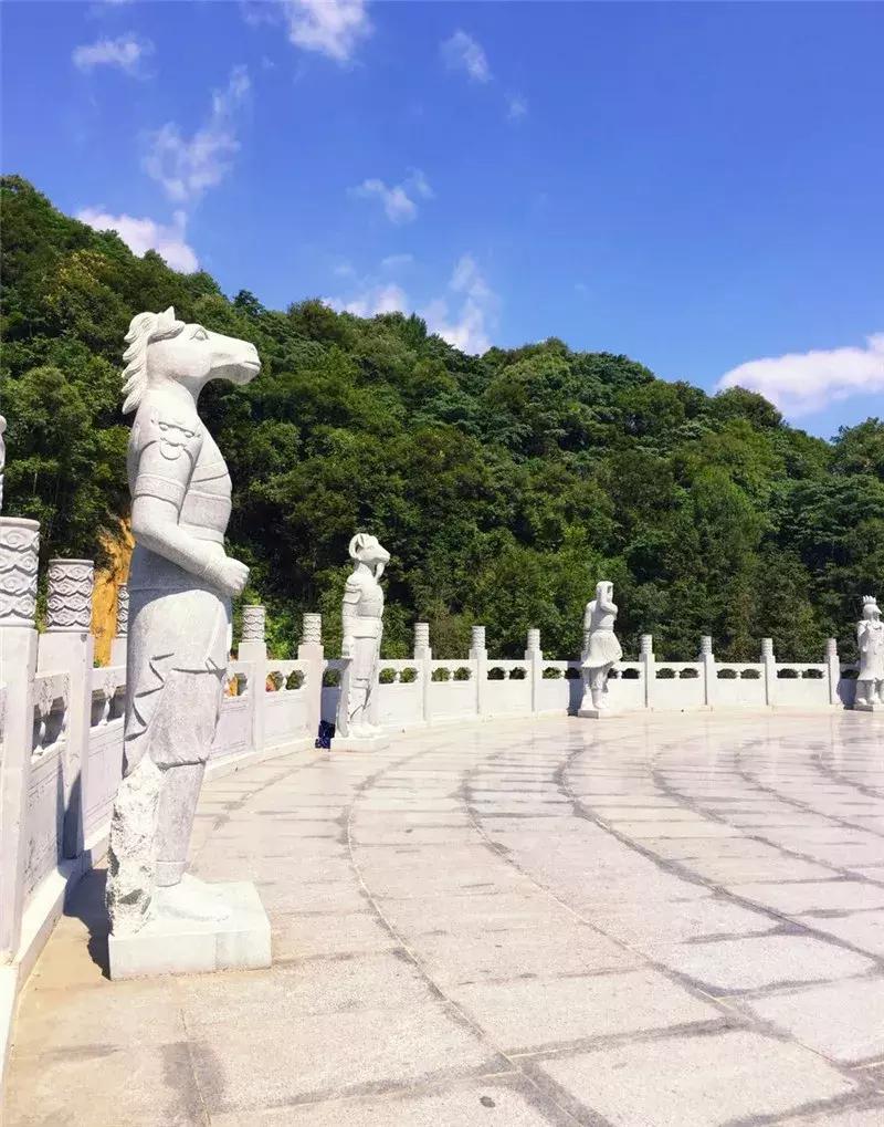 精心打造高端民宿,禅文化酒店设计风格