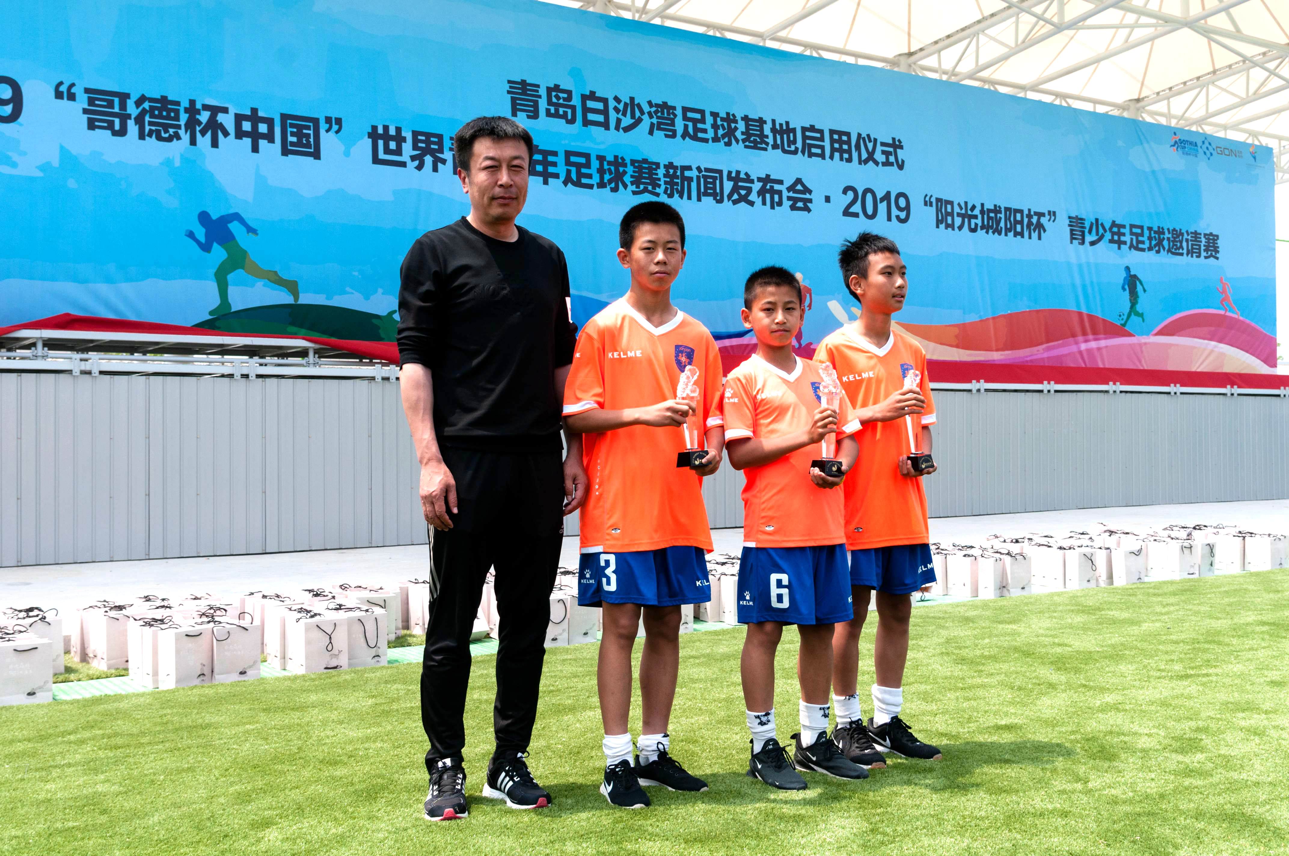 百姓视角里的“城市之变”③|“足球专班”成员吕志涛：我和“青少年足球名城”共成长