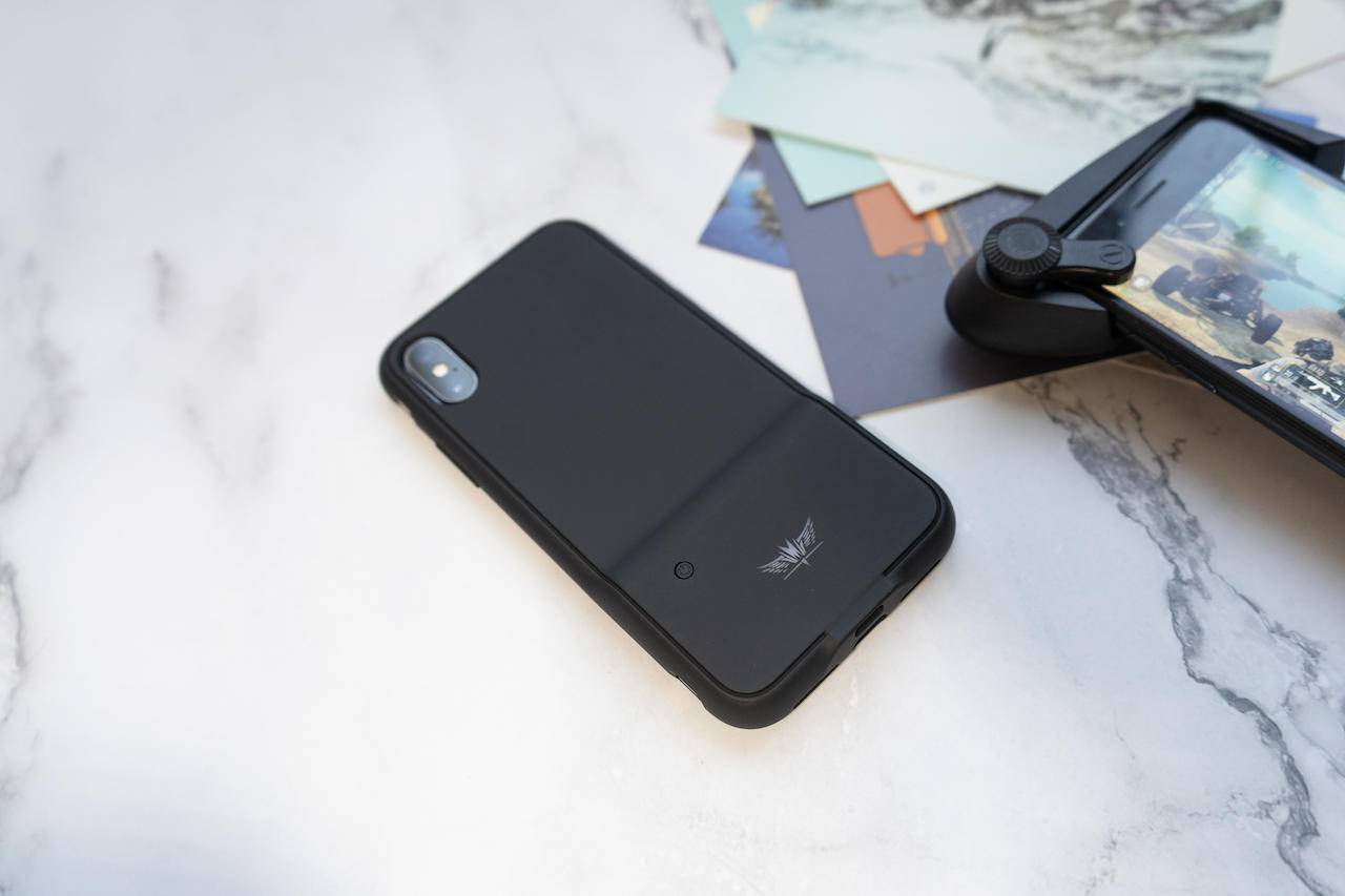 iphonese2玩吃鸡四指操作,苹果手机四指吃鸡全部设置