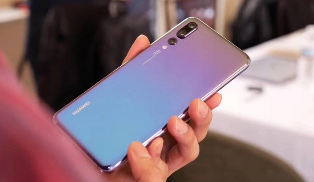 怎么使用手机一天消耗4g流量,手机流量不够用赶紧关掉这个功能