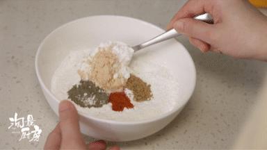 炸鸡一口一个韩国,炸鸡一口一个带酱料韩国版