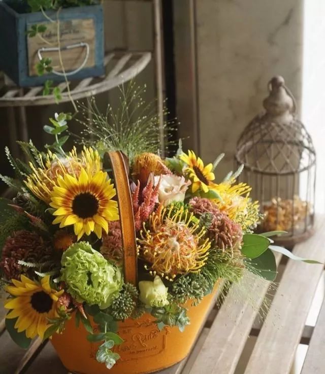 日式花艺作品,日本花店装修风格效果图