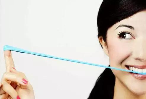 为什么牙齿内部会掉出来一小块,牙齿脱落跟缺钙有关吗