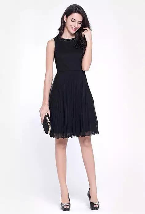 白天穿的晚礼服怎么选,晚礼服怎么选尺码