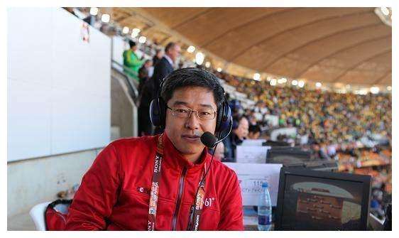 黄、刘、段的足球声音