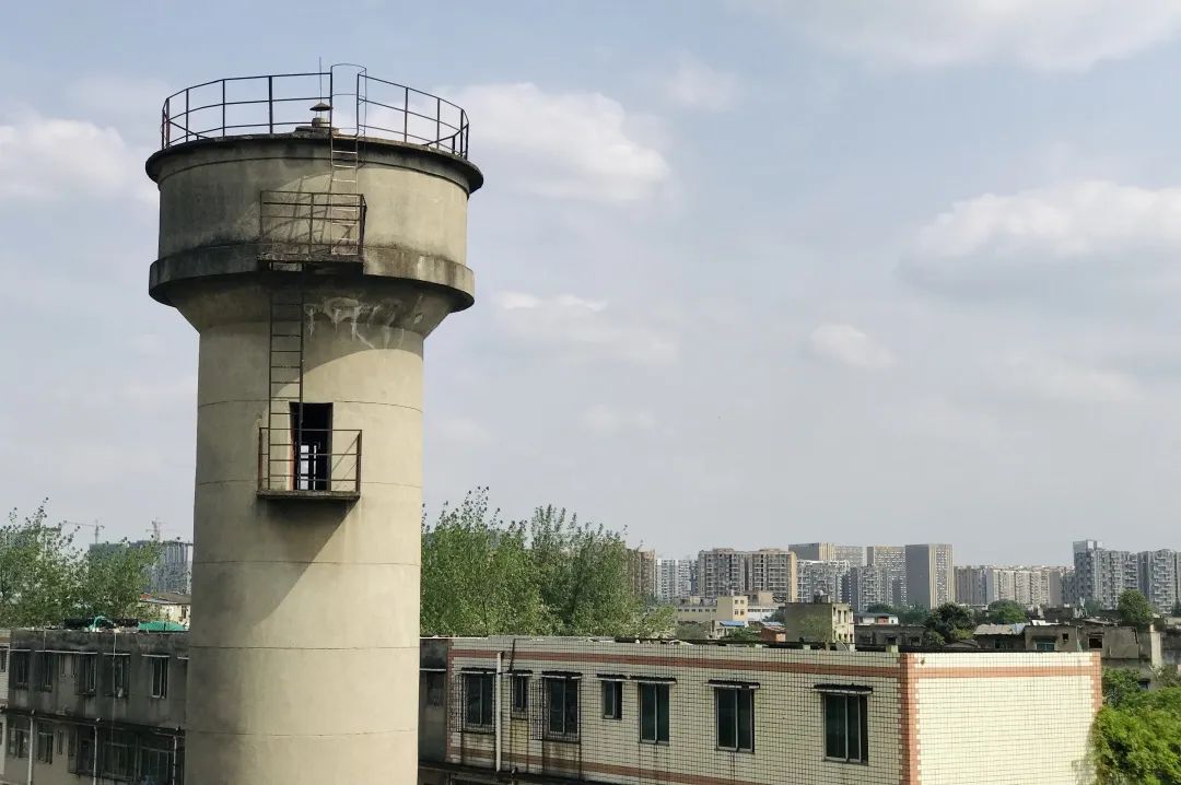 什么时候能爬塔,啥时候可以爬塔