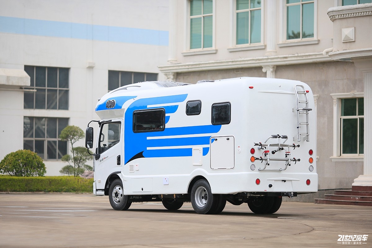 新飞轻卡h300房车价格是多少,新飞轻卡房车h300驾驶感受