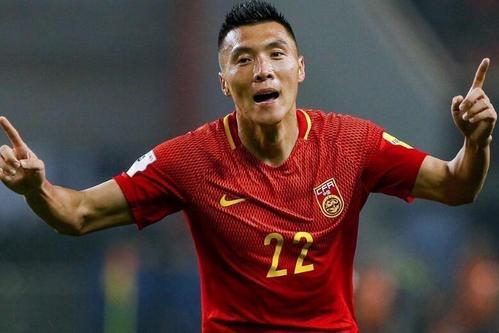 多位国脚被保送大学本科引热议,网友想起翟天临,担心教育不公平