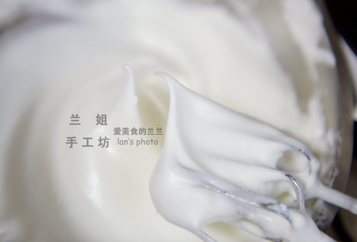 戚风蛋糕组织细腻的诀窍,戚风海绵蛋糕胚子怎么做更嫩更软