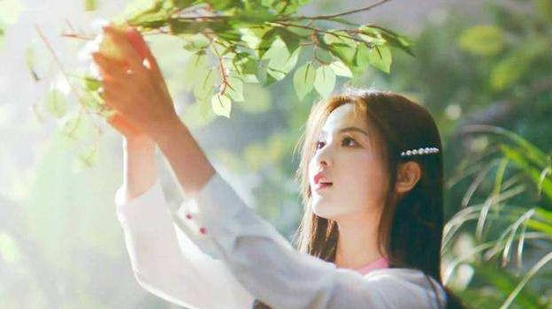 哈哈农夫杨超越金瀚王源,王源杨超越吃莴笋什么节目