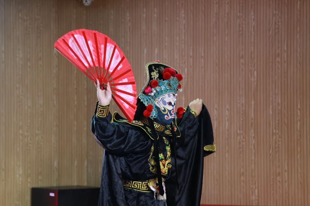 情满重阳孝亲敬老,金秋重阳敬老行浓情关爱暖人心