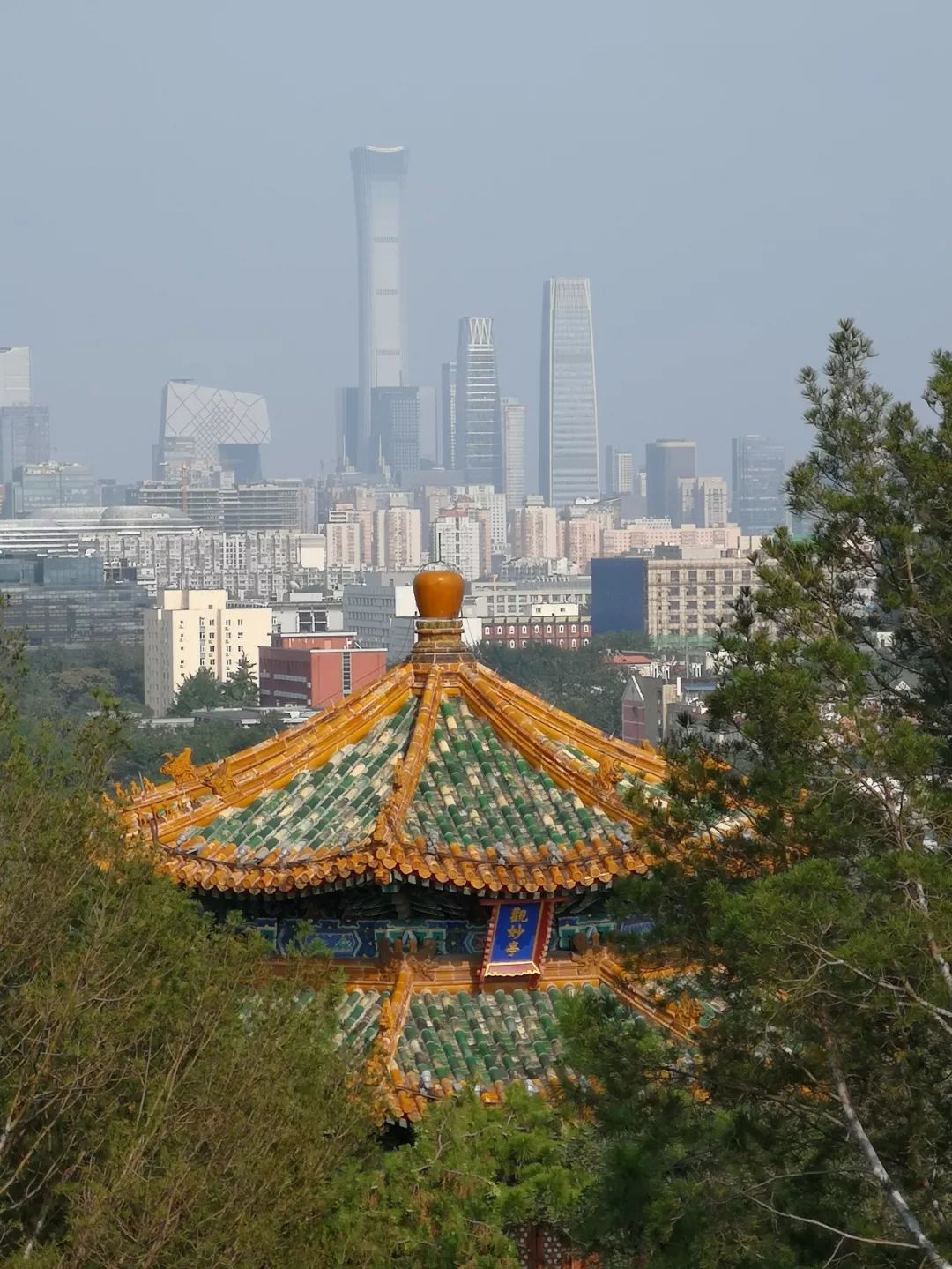 变焦是放大的意思吗,变焦跟主摄裁切对比