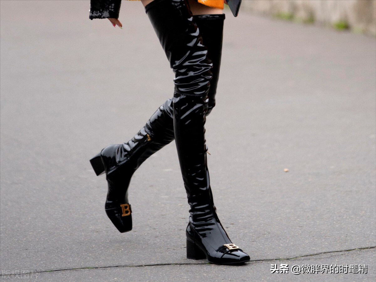 以前看不上的鞋,今年流行什么样的方跟鞋