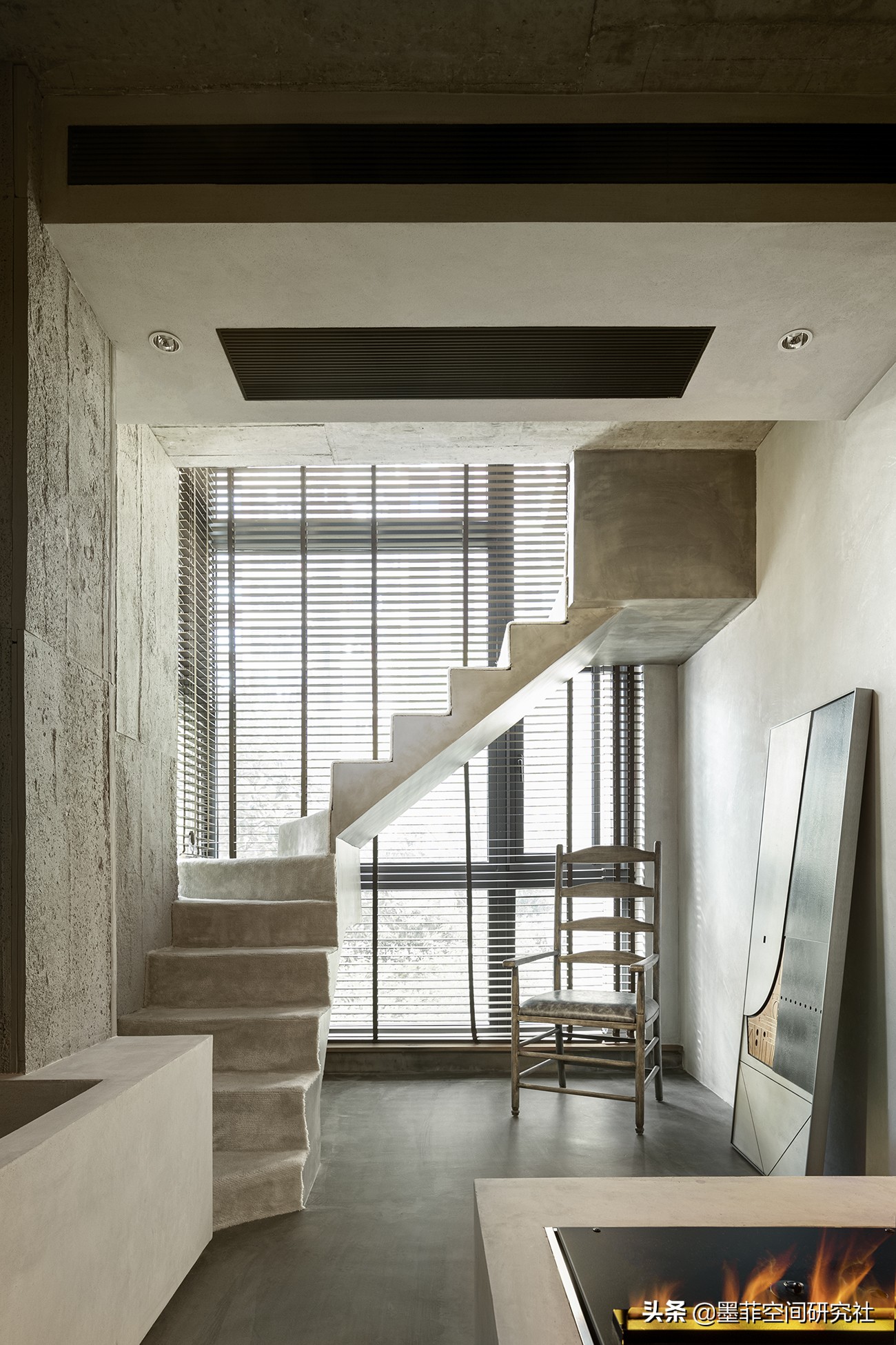 墨菲的家|客厅里有个“坑”,我的新材料试验场