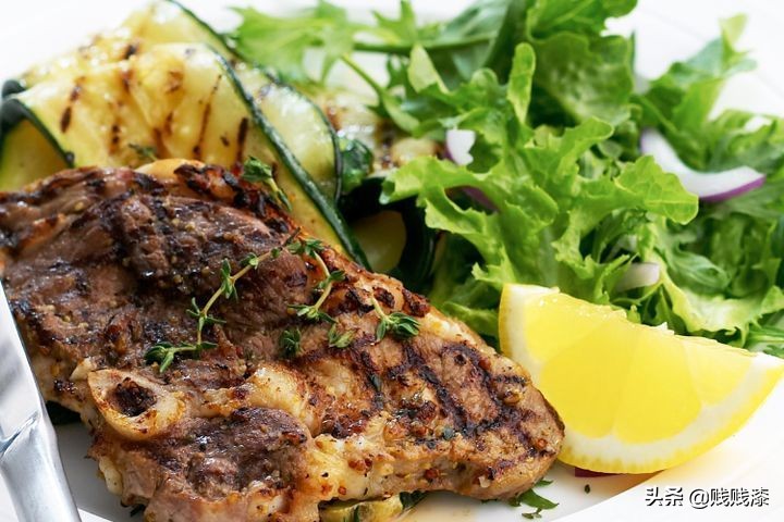 西餐常用的香料百里香是什么味道,西餐中经常用到的香草如何搭配