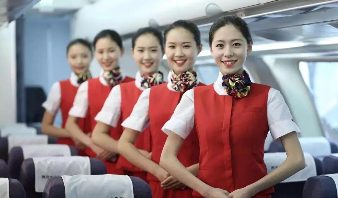 初中生读技校选哪个地方前景好,中考生是报职高好还是技校好