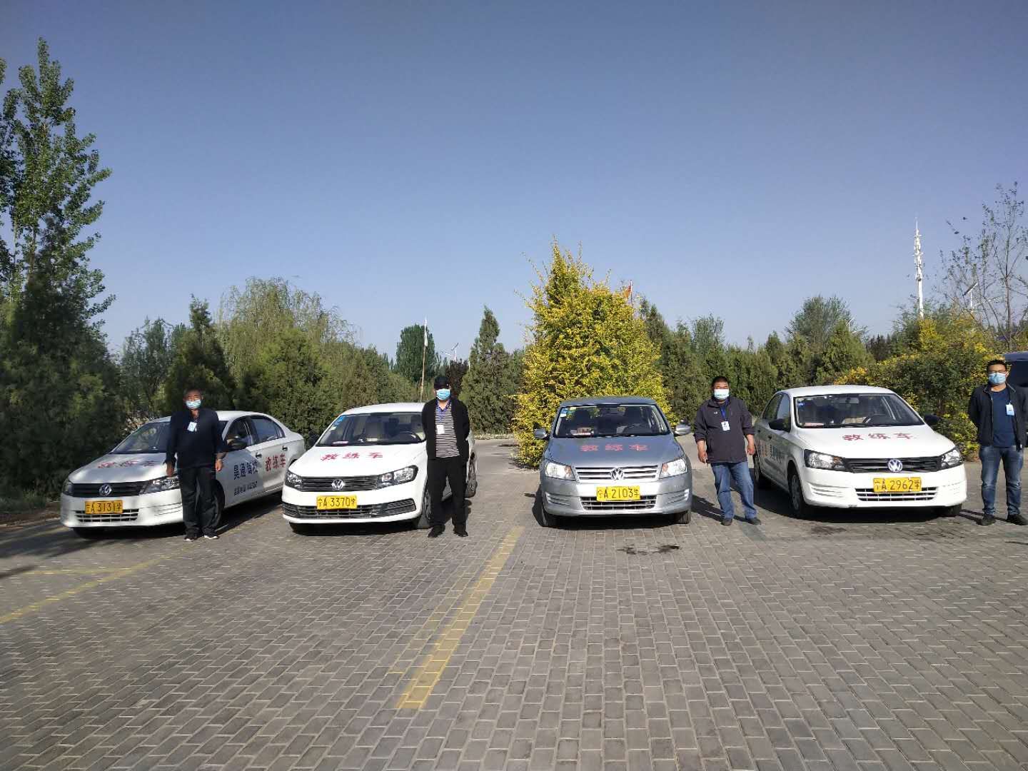 比较好的驾校在哪考,我想学车不知道报哪个驾校好点