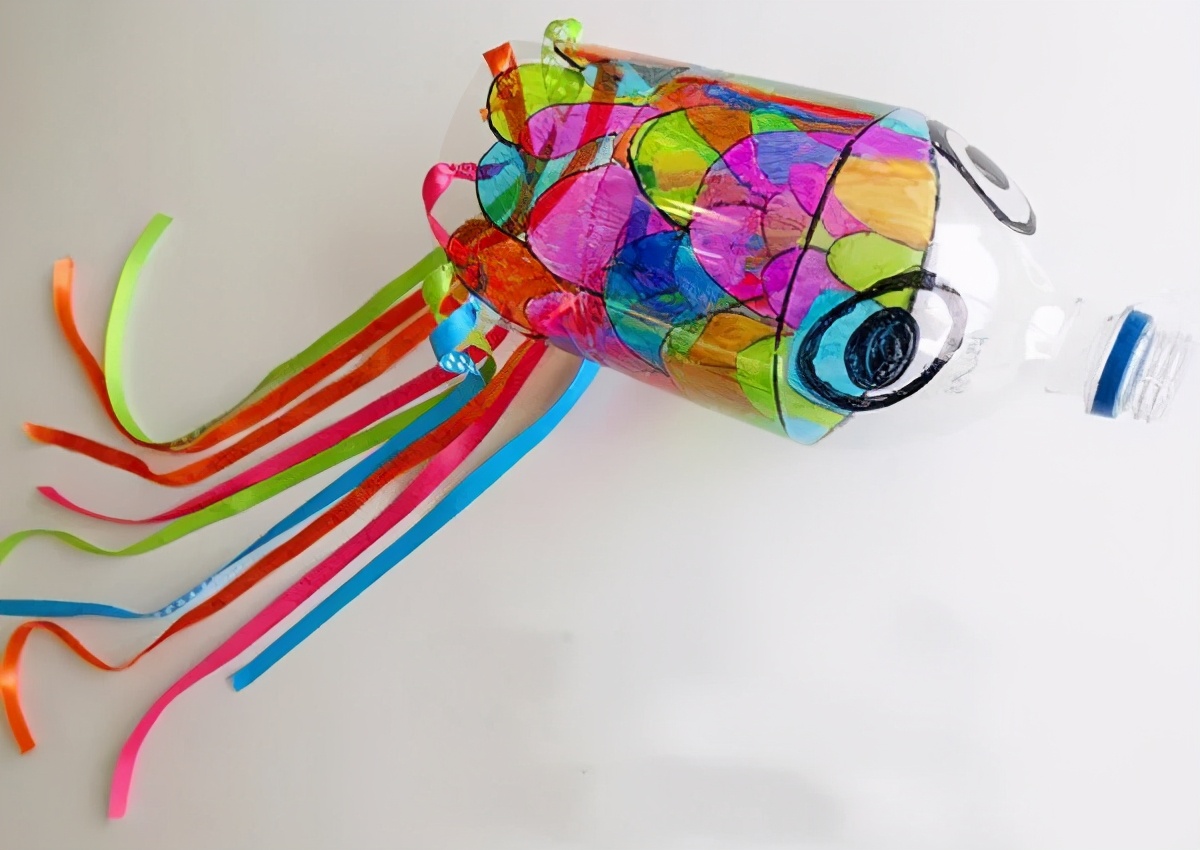 可乐塑料瓶扔掉可以做什么好玩的,塑料瓶的七种玩法