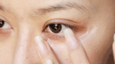 眼睛黑眼圈显老怎么办,眼睛黑眼圈大眼袋怎么消除