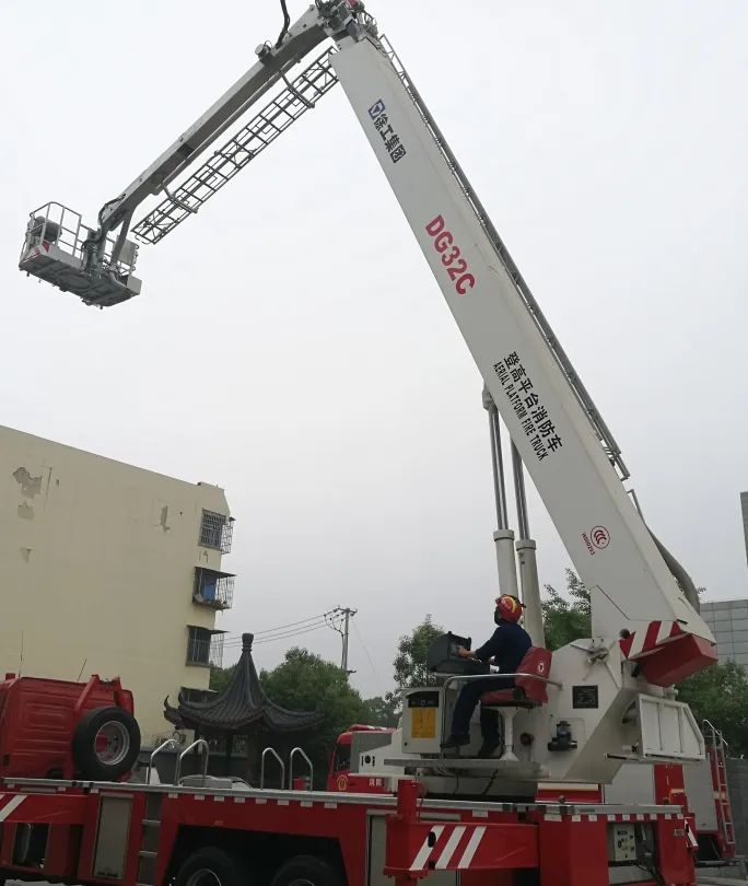 紧扣实战夯基础，苦练本领促提升--徐州市消防救援支队举高消防车驾驶员培训纪实