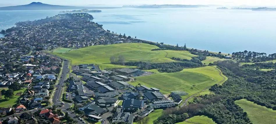 新西兰麦克林斯中学留学,新西兰麦克林斯中学官网